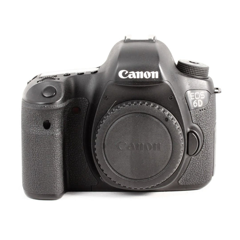 Canon Eos 6D Corpo + Battery Grip 16.000 scatti usato 033024016539