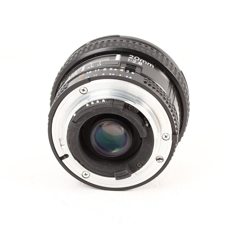 Nikon Nikkor AF 20mm f/2.8 usato 215532