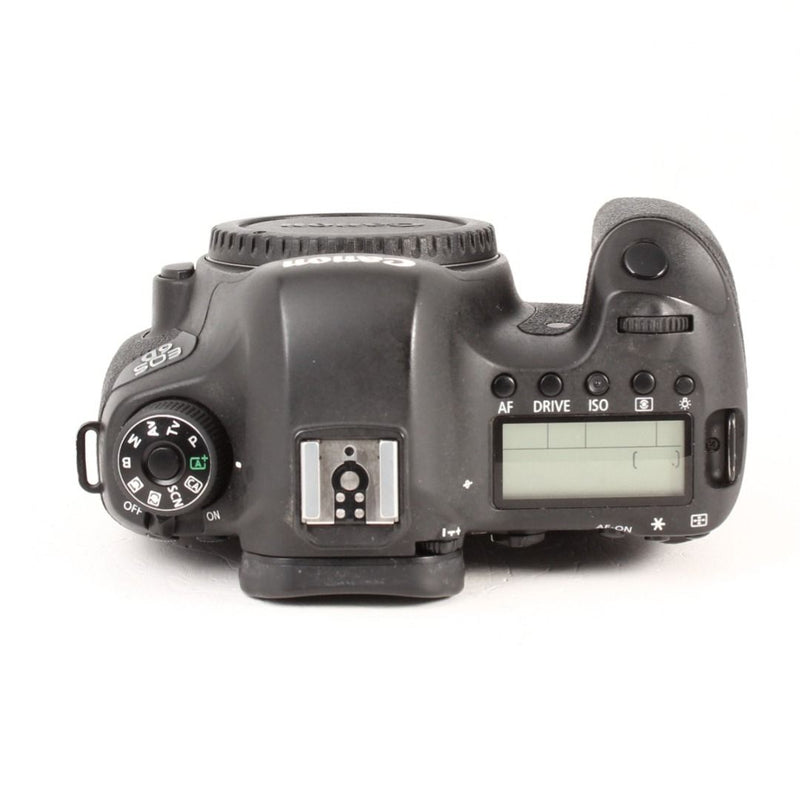 Canon Eos 6D Corpo + Battery Grip  BG-E13 29.300 scatti usato 023022003473