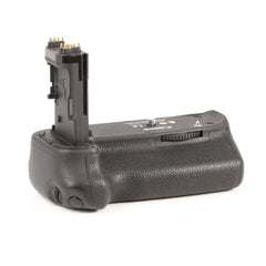 Canon Eos 6D Corpo + Battery Grip  BG-E13 29.300 scatti usato 023022003473