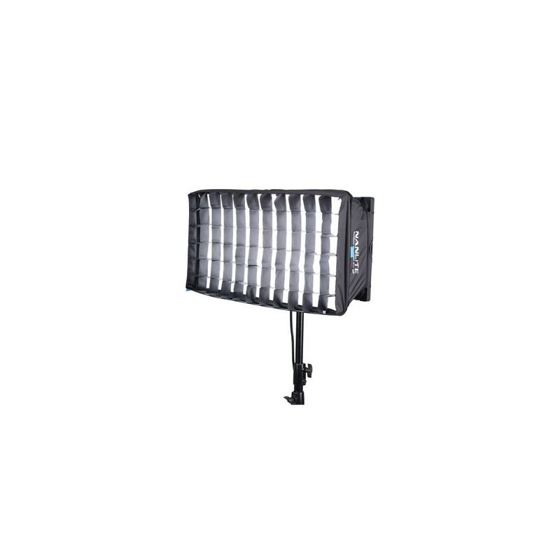 Nanlite PavoSlim 120C RGBWW Pannello Led 150W 12830 lux